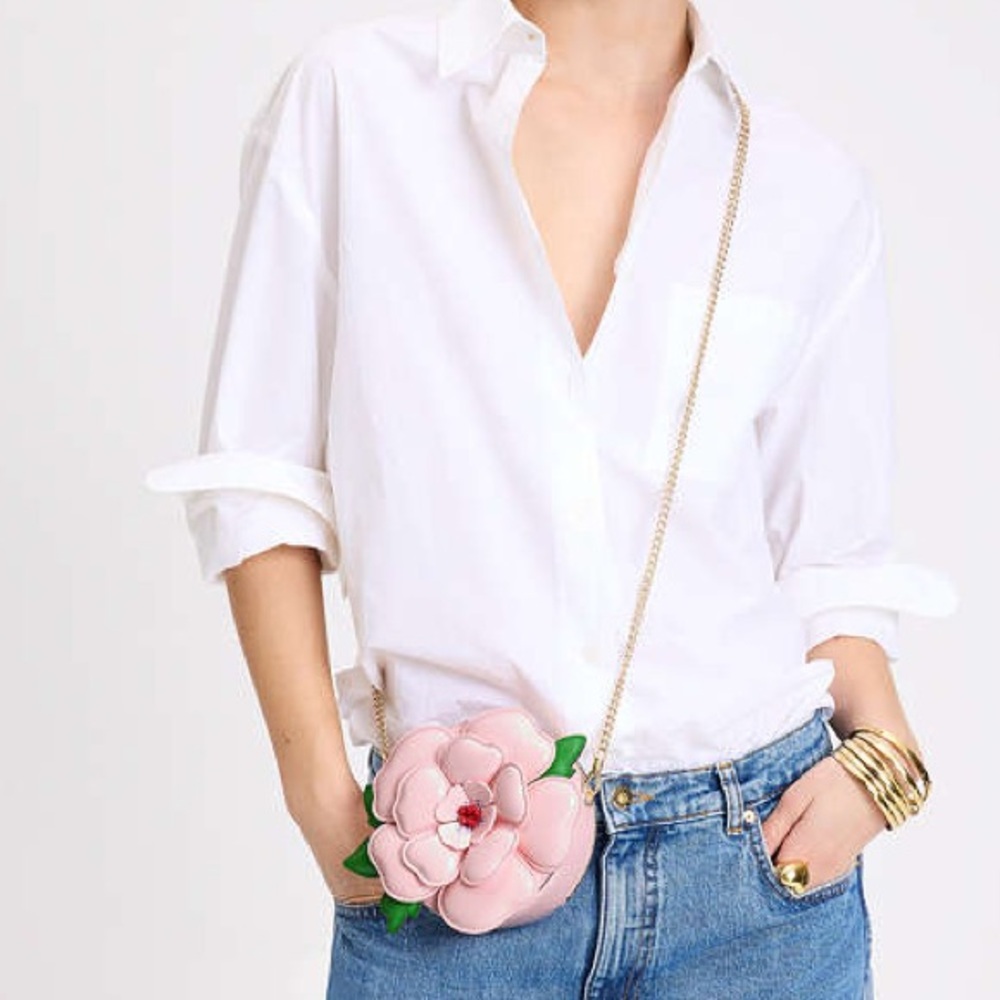 SOLD! kate spade NWT! $268 MSRP In The Garden 3d Flower Micro Crossbody - Picture 2 of 8